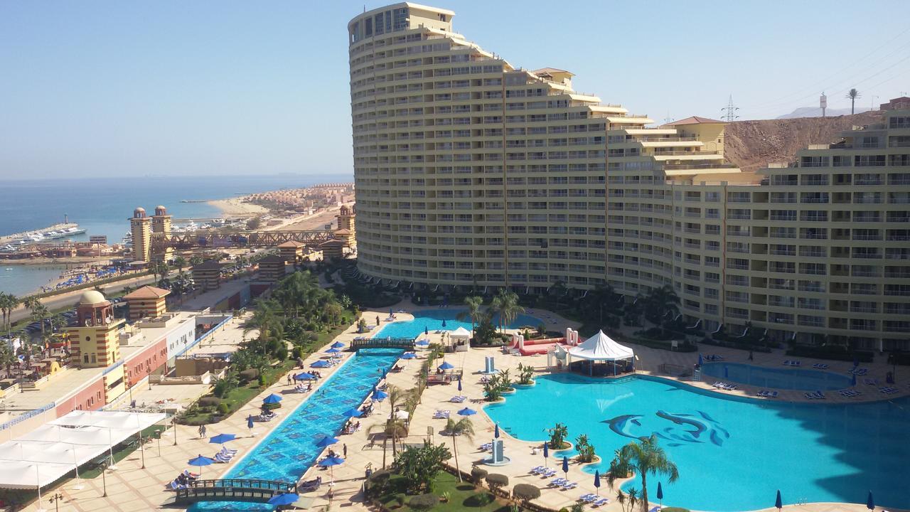 Porto Sokhna Pyramids Apartments With Sea View Families Only Ain Sukhna Ngoại thất bức ảnh